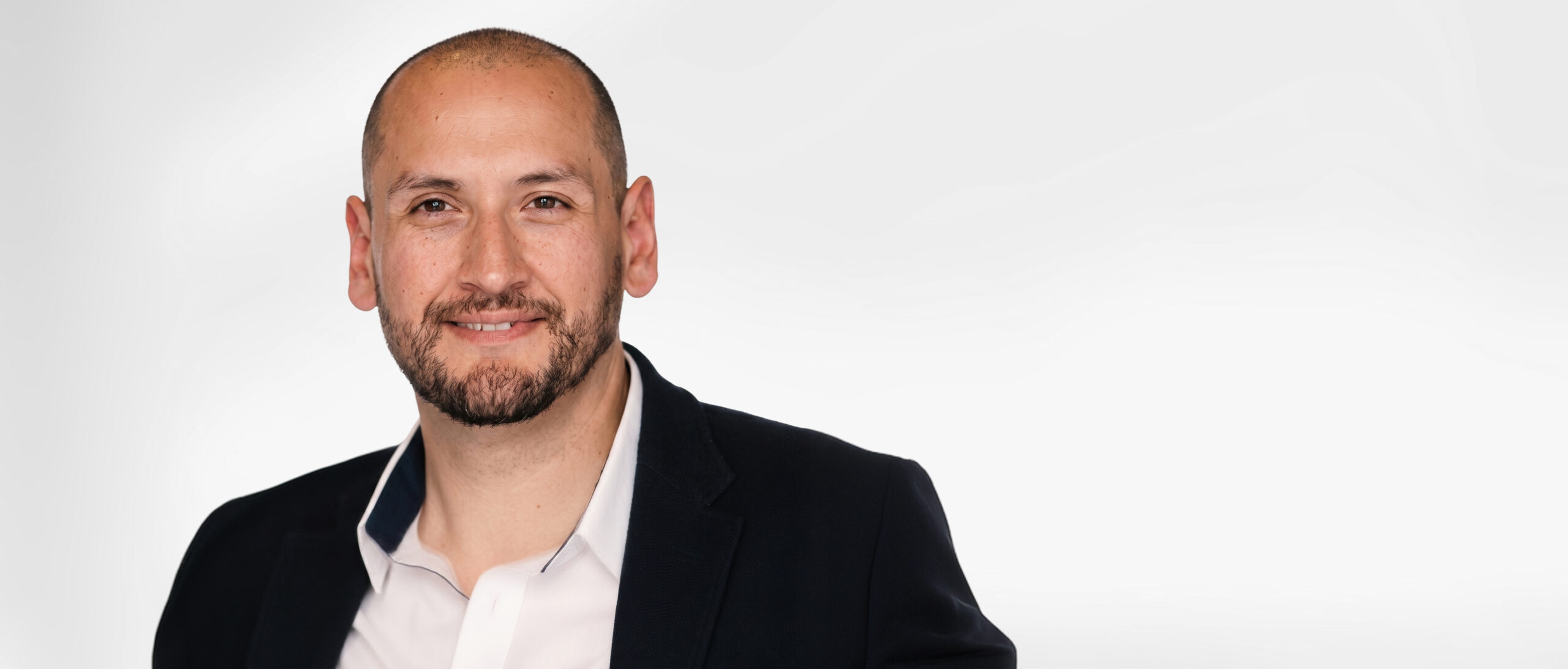 Scaling Your Business by Identifying Pain Point Intersections with Marcos Torres of Huntress